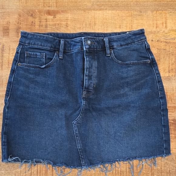 Old Navy Blue High-Rise Denim Skirt - Picture 1 of 4